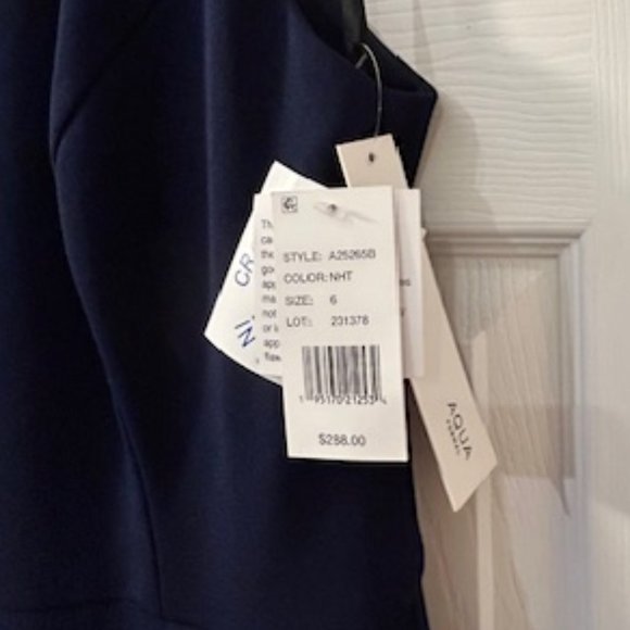 Aqua Cascade Ruffle Mermaid Gown - Navy size 6 - Picture 5 of 6